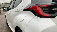 Toyota Yaris 1.5 Hybrid Design 5dr CVT Hybrid Hatchback